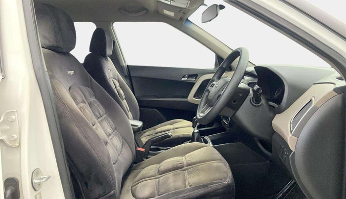 2016 Hyundai Creta SX PLUS 1.6 PETROL, Petrol, Manual, 61,362 km, Right Side Front Door Cabin