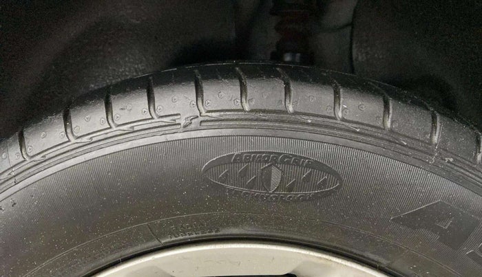 2016 Hyundai Creta SX PLUS 1.6 PETROL, Petrol, Manual, 61,362 km, Left Rear Tyre Tread