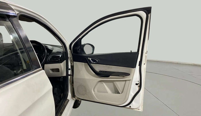 2022 Tata TIGOR XZ PLUS CNG, CNG, Manual, 68,410 km, RHS Front Door