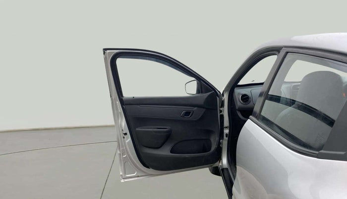 2017 Renault Kwid RXT 1.0, Petrol, Manual, 49,951 km, LHS Front Door