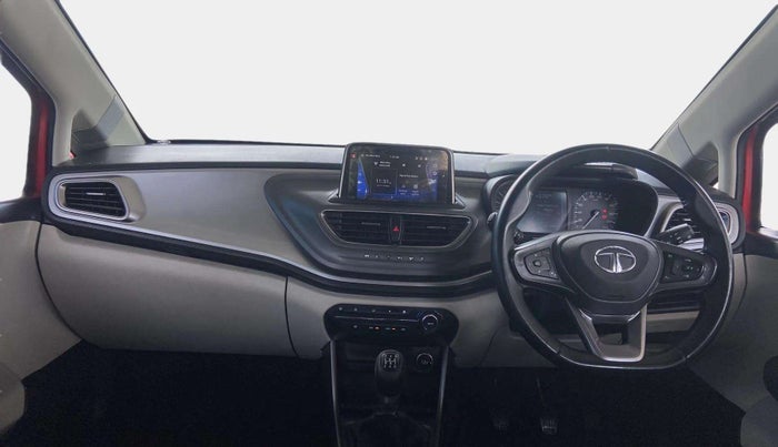 2022 Tata ALTROZ XZ PLUS DIESEL, Diesel, Manual, 45,220 km, Dashboard