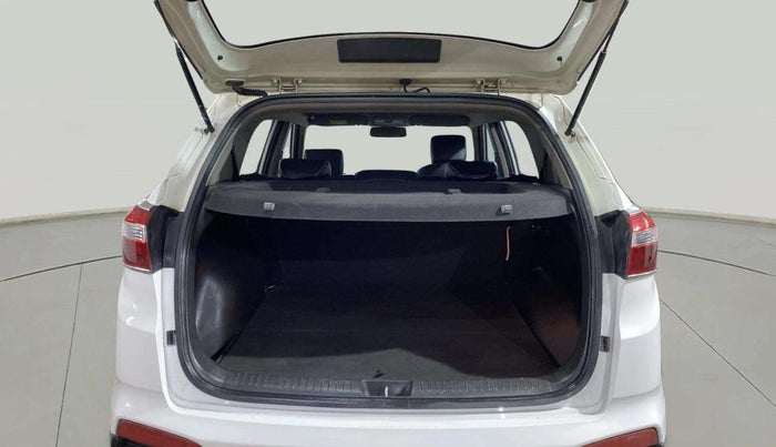 2016 Hyundai Creta SX PLUS 1.6 PETROL, Petrol, Manual, 36,571 km, Boot Inside