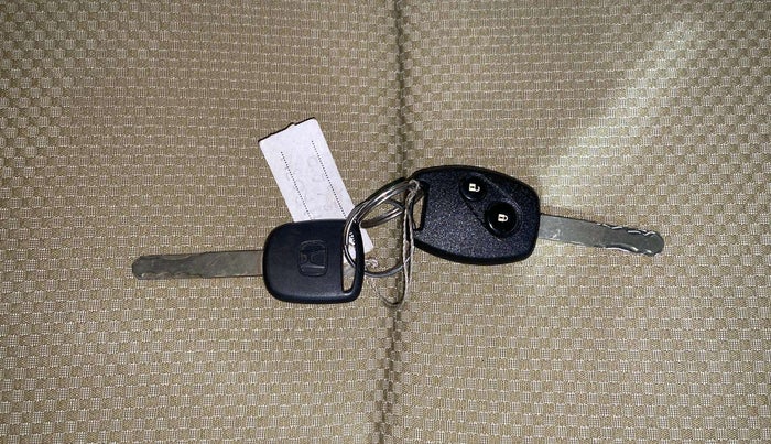 2012 Honda Brio S MT, Petrol, Manual, 30,236 km, Key Close Up