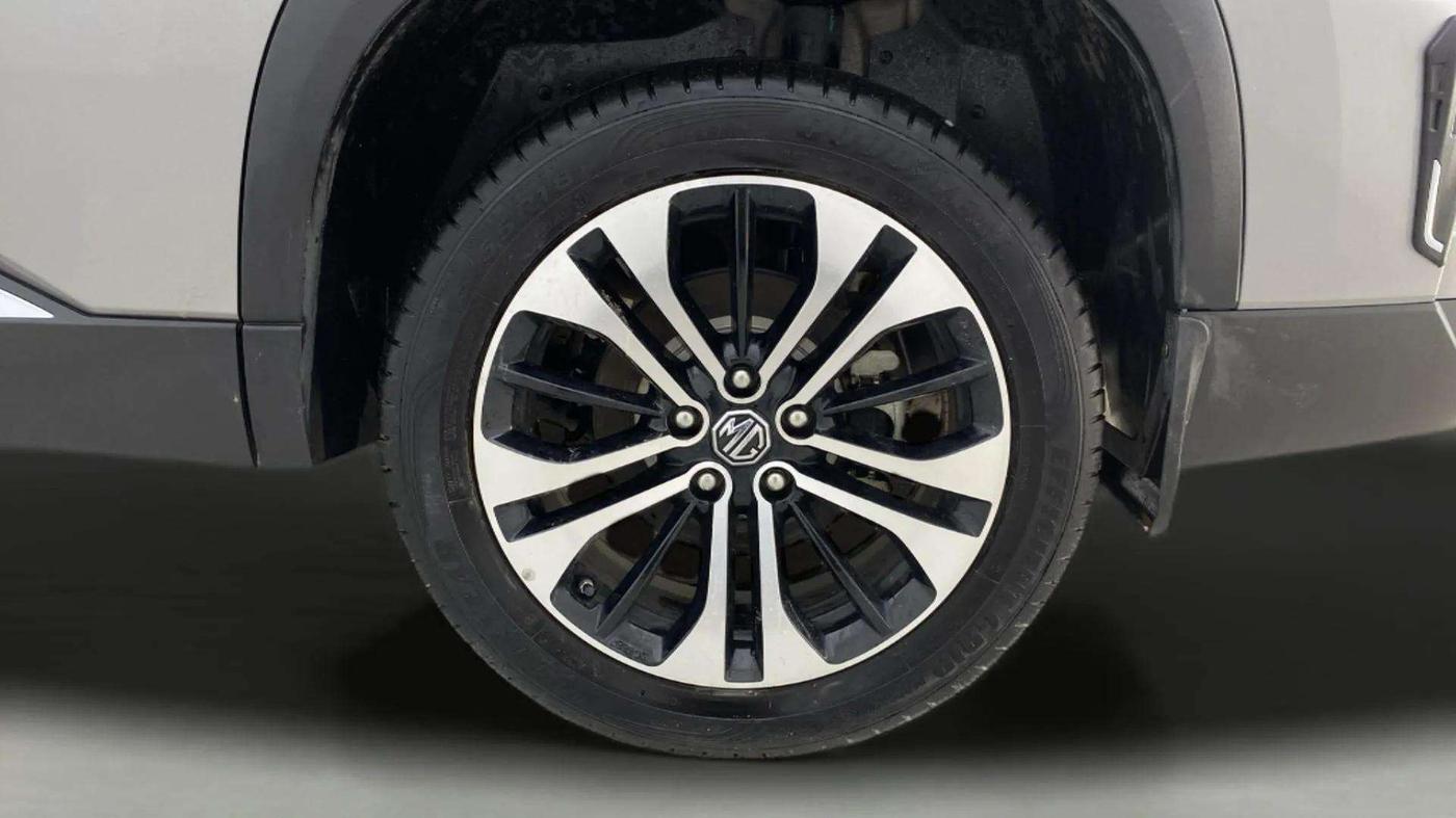 2022 MG HECTOR SMART PRO EX 1.5 TURBO MT PETROL, Petrol, Manual, 5,472 km, Left Rear Wheel