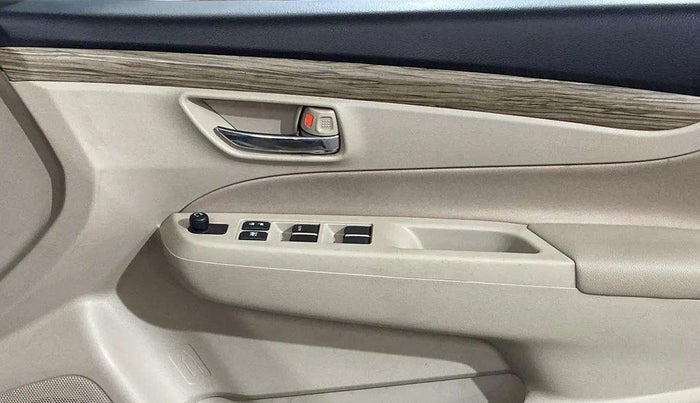 2020 Maruti Ciaz DELTA 1.5 SHVS MT PETROL, Petrol, Manual, 50,166 km, Driver Side Door Panels Control
