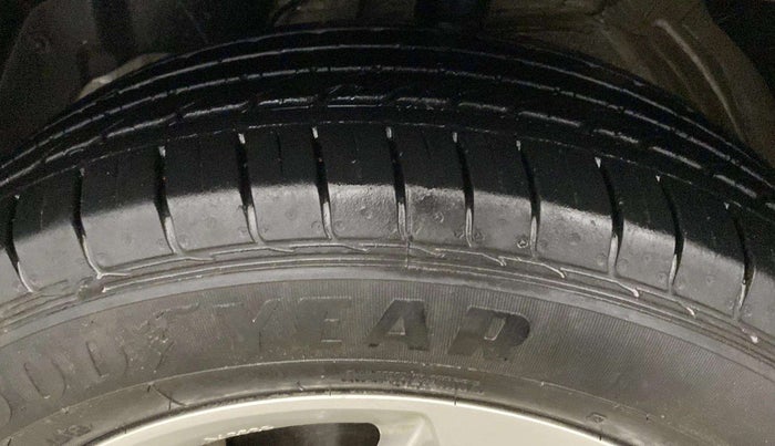 2021 MG HECTOR SUPER 1.5 PETROL, Petrol, Manual, 15,986 km, Left Rear Tyre Tread