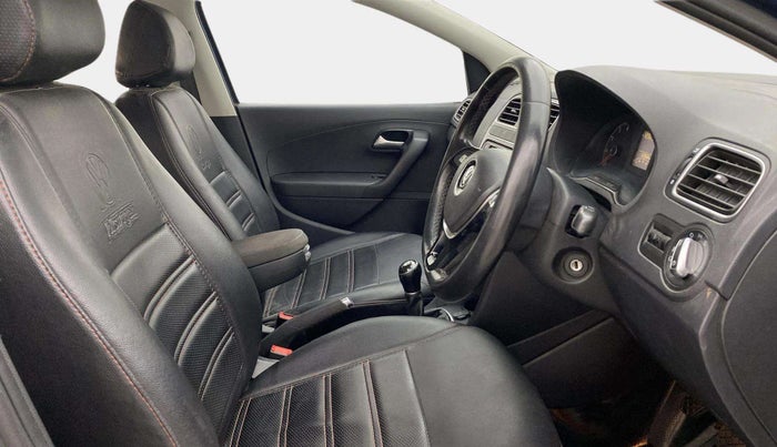 2018 Volkswagen Polo HIGHLINE1.2L, Petrol, Manual, 63,400 km, Right Side Front Door Cabin
