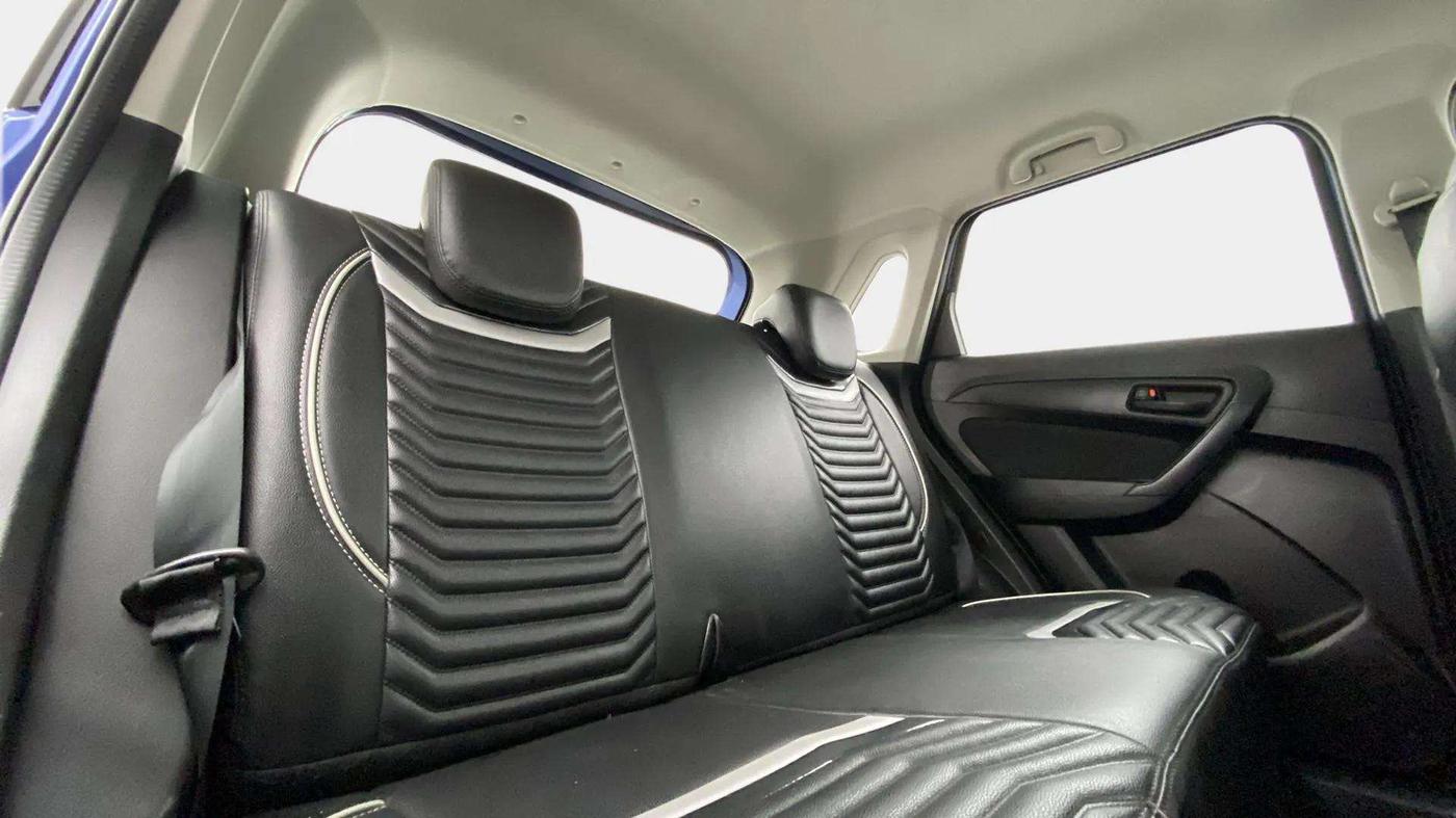 2021 Maruti Vitara Brezza VXI, Petrol, Manual, 27,080 km, Right Side Rear Door Cabin