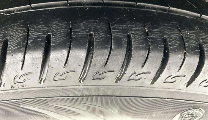 2021 Maruti Vitara Brezza VXI, Petrol, Manual, 27,053 km, Left Rear Tyre Tread