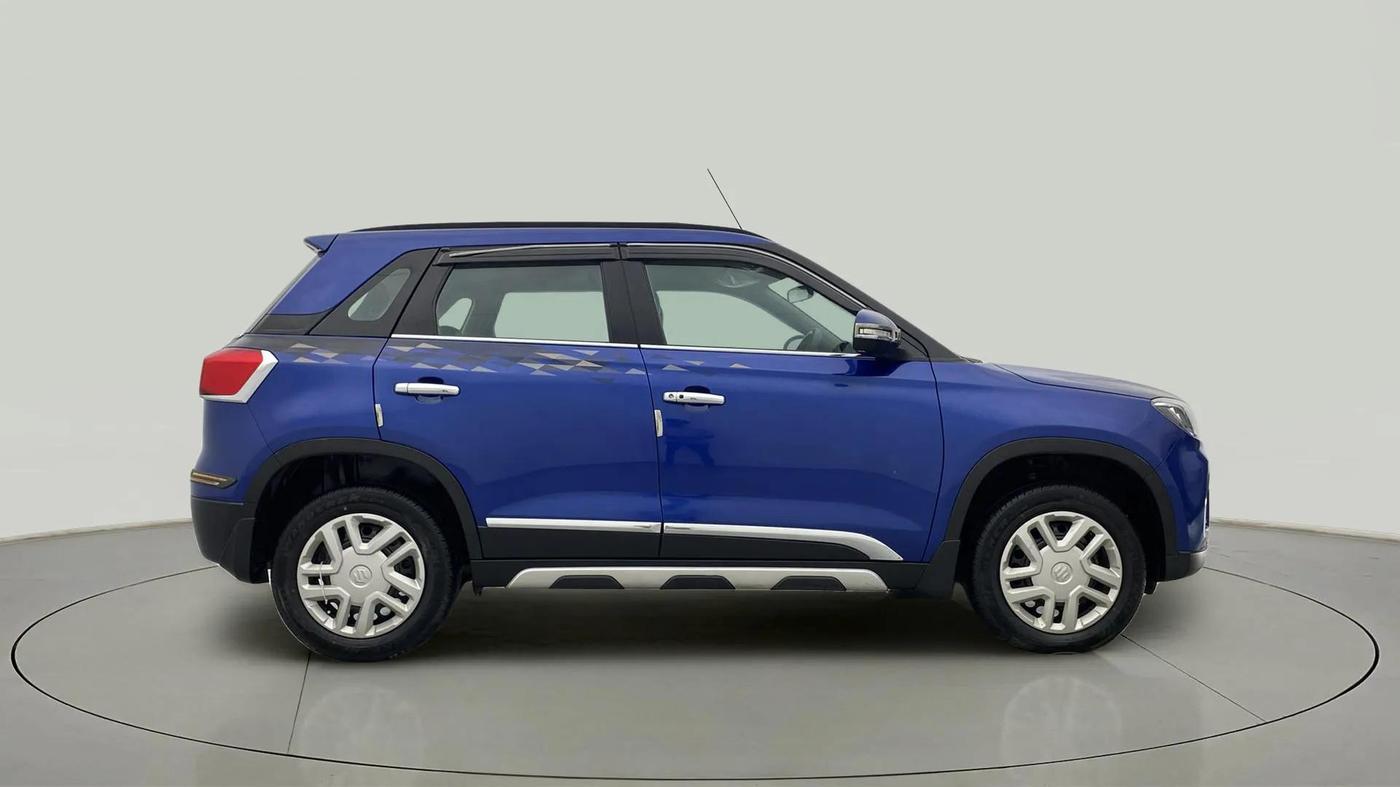 2021 Maruti Vitara Brezza VXI, Petrol, Manual, 27,080 km, Right Side View