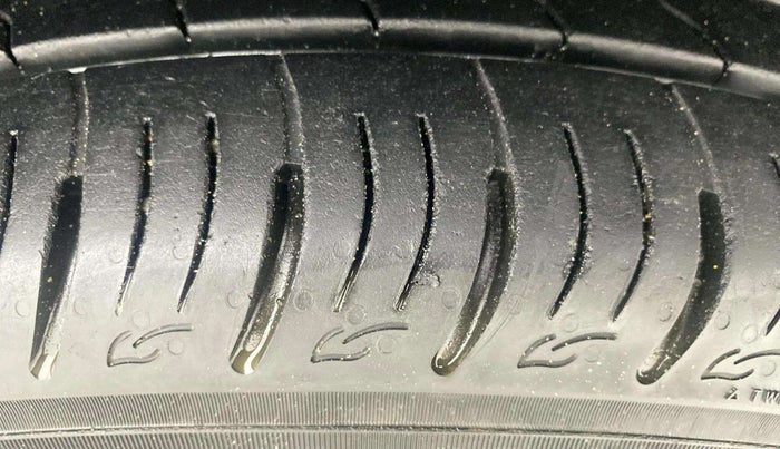 2021 Maruti Vitara Brezza VXI, Petrol, Manual, 27,053 km, Right Front Tyre Tread