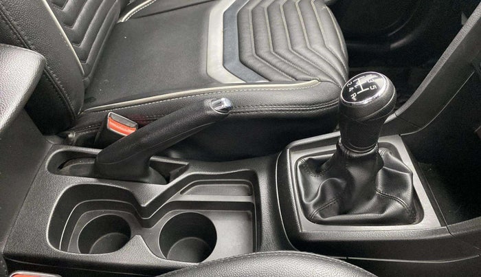 2021 Maruti Vitara Brezza VXI, Petrol, Manual, 27,053 km, Gear Lever