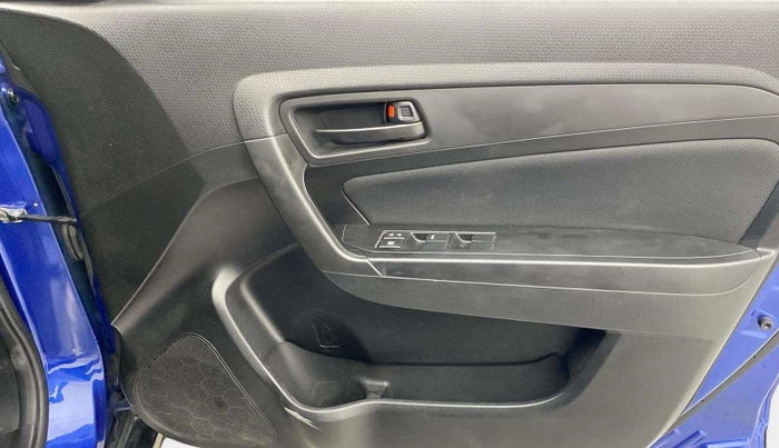 2021 Maruti Vitara Brezza VXI, Petrol, Manual, 27,053 km, Driver Side Door Panels Control