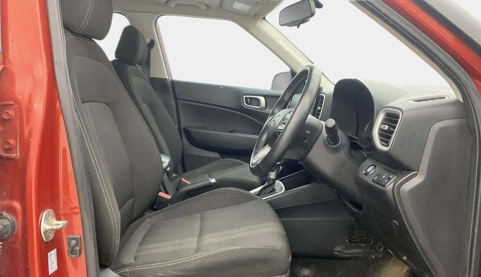 2019 Hyundai VENUE SX PLUS 1.0 TURBO DCT, Petrol, Automatic, 61,667 km, Right Side Front Door Cabin