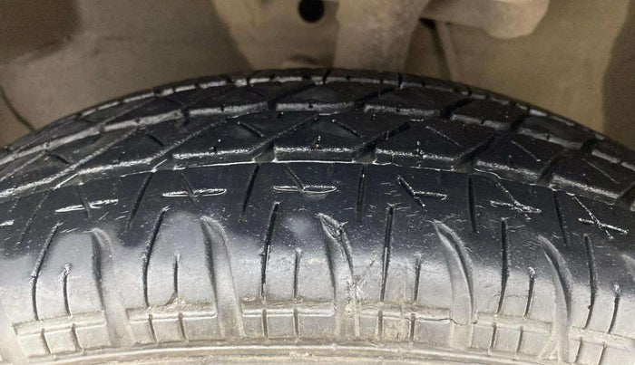 2012 Maruti Ritz VXI, Petrol, Manual, 55,479 km, Left Front Tyre Tread