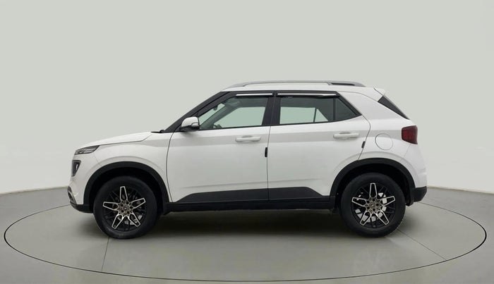 2022 Hyundai VENUE SX 1.5 CRDI, Diesel, Manual, 19,407 km, Left Side
