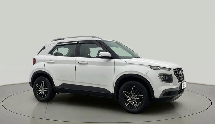 2022 Hyundai VENUE SX 1.5 CRDI, Diesel, Manual, 19,407 km, Right Front Diagonal