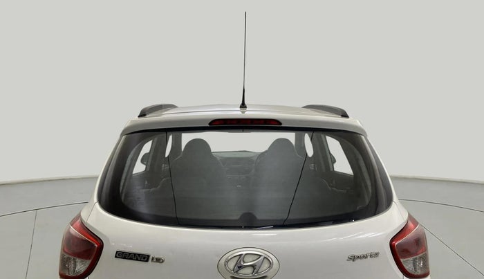 2016 Hyundai Grand i10 SPORTZ 1.2 KAPPA VTVT, Petrol, Manual, 66,016 km, Rear Windshield