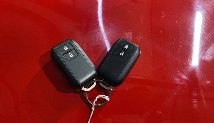 2021 Maruti Swift ZXI PLUS AMT DUAL TONE, Petrol, Automatic, 73,423 km, Key Close Up