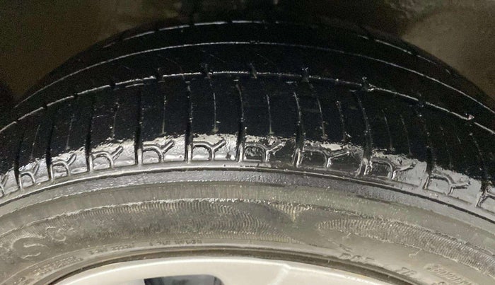 2018 Maruti Alto K10 VXI, Petrol, Manual, 80,693 km, Right Front Tyre Tread