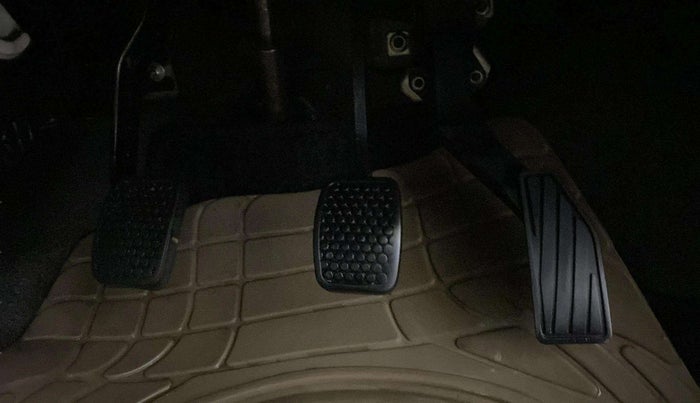2018 Maruti Alto K10 VXI, Petrol, Manual, 80,693 km, Pedals