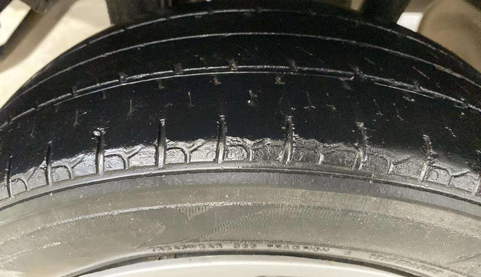 2018 Maruti Alto K10 VXI, Petrol, Manual, 80,693 km, Left Front Tyre Tread