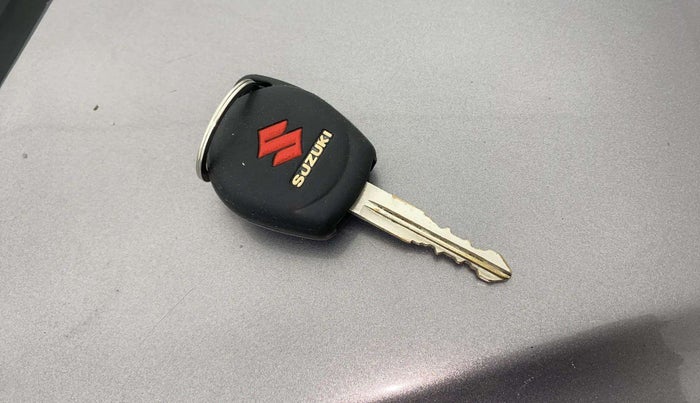 2018 Maruti Wagon R 1.0 VXI, Petrol, Manual, 32,290 km, Key Close Up