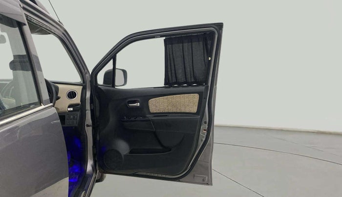 2018 Maruti Wagon R 1.0 VXI, Petrol, Manual, 32,290 km, RHS Front Door