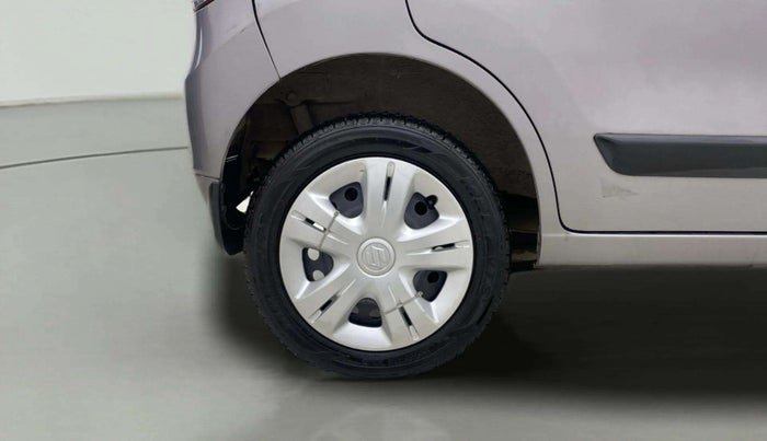 2018 Maruti Wagon R 1.0 VXI, Petrol, Manual, 32,290 km, Right Rear Wheel