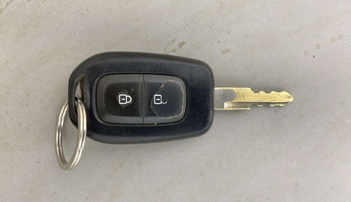 2018 Renault Kwid RXT 1.0, Petrol, Manual, 80,144 km, Key Close Up
