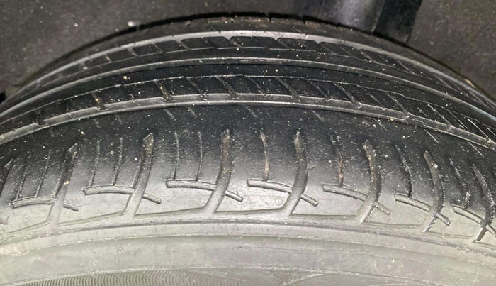 2019 Maruti Baleno ZETA PETROL 1.2, Petrol, Manual, 55,168 km, Left Rear Tyre Tread