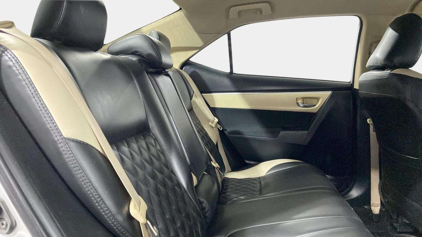 2018 Toyota Corolla Altis G PETROL, Petrol, Manual, 60,065 km, Right Side Rear Door Cabin