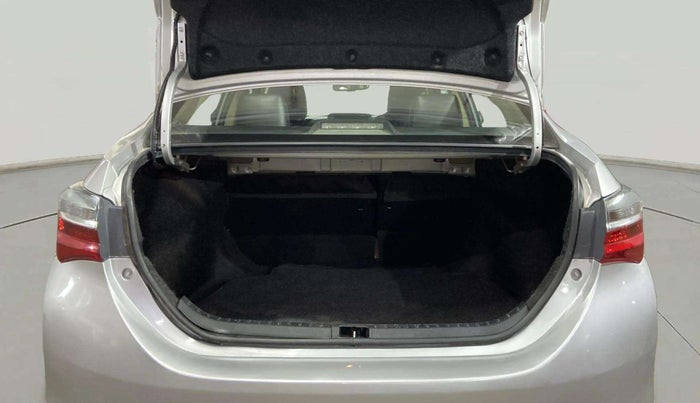 2018 Toyota Corolla Altis G PETROL, Petrol, Manual, 59,579 km, Boot Open Zoomed View