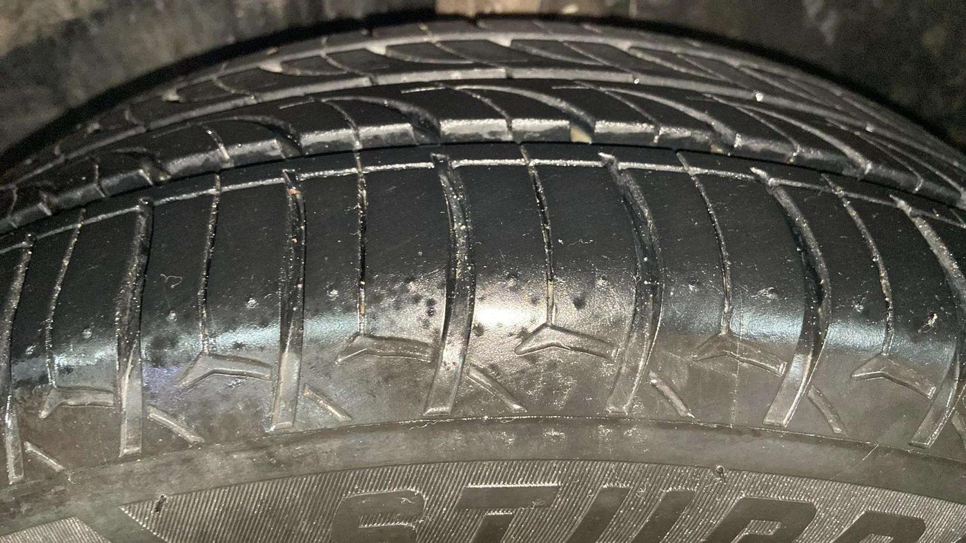 2018 Toyota Corolla Altis G PETROL, Petrol, Manual, 60,065 km, Left Front Tyre Tread