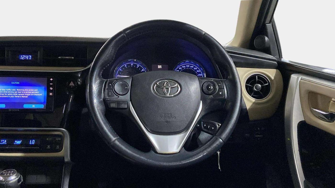 2018 Toyota Corolla Altis G PETROL, Petrol, Manual, 60,065 km, Steering Wheel Close Up