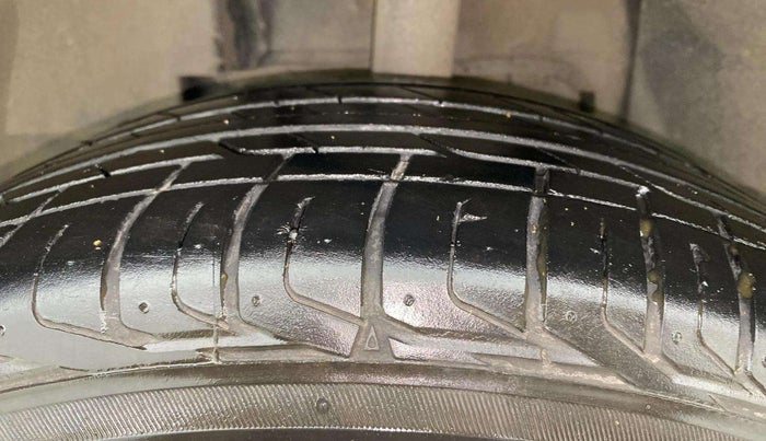 2022 Tata NEXON XZA PLUS (O) PETROL, Petrol, Automatic, 16,351 km, Left Front Tyre Tread