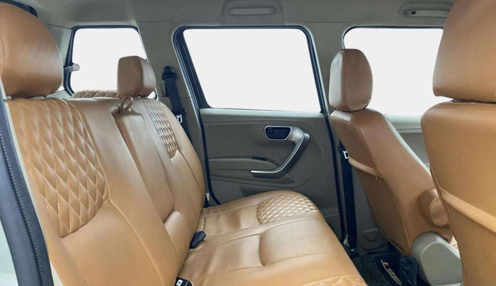 2022 Mahindra BOLERO NEO N 10, Diesel, Manual, 50,531 km, Right Side Rear Door Cabin