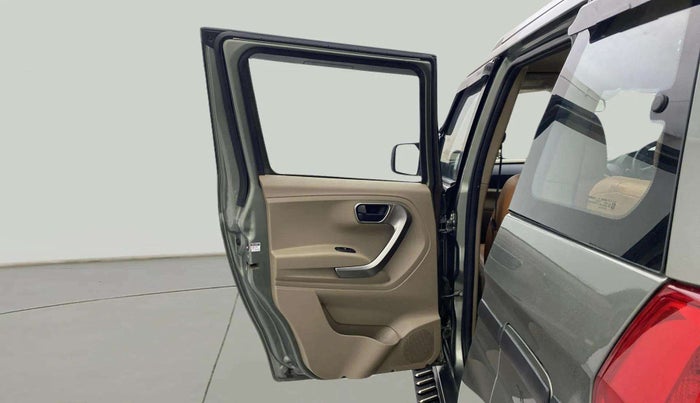 2022 Mahindra BOLERO NEO N 10, Diesel, Manual, 50,531 km, LHS Rear Door