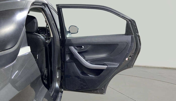 2021 Tata NEXON XMA SUNROOF DIESEL, Diesel, Automatic, 75,702 km, RHS Rear Door