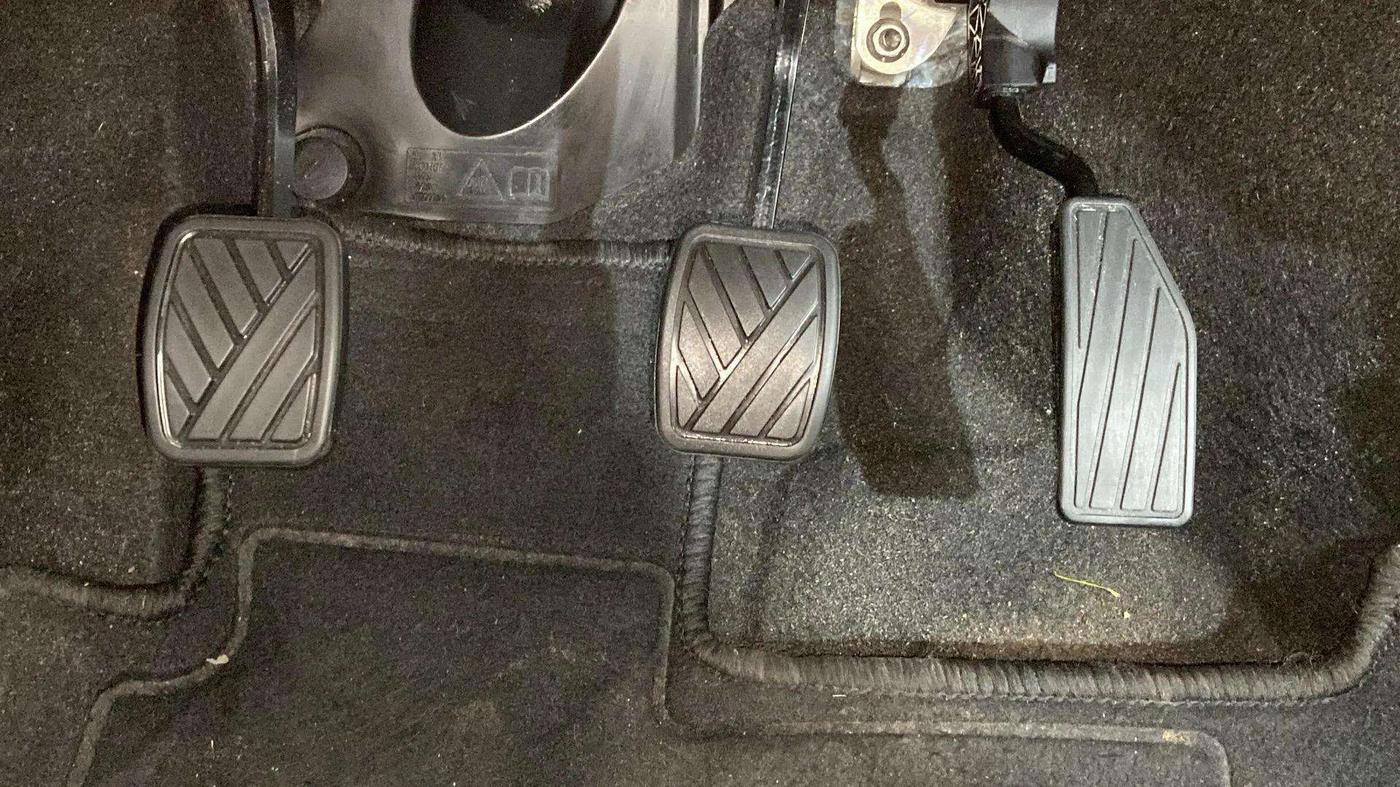 2024 Maruti New Wagon-R VXI 1.0, Petrol, Manual, 12,515 km, Pedals