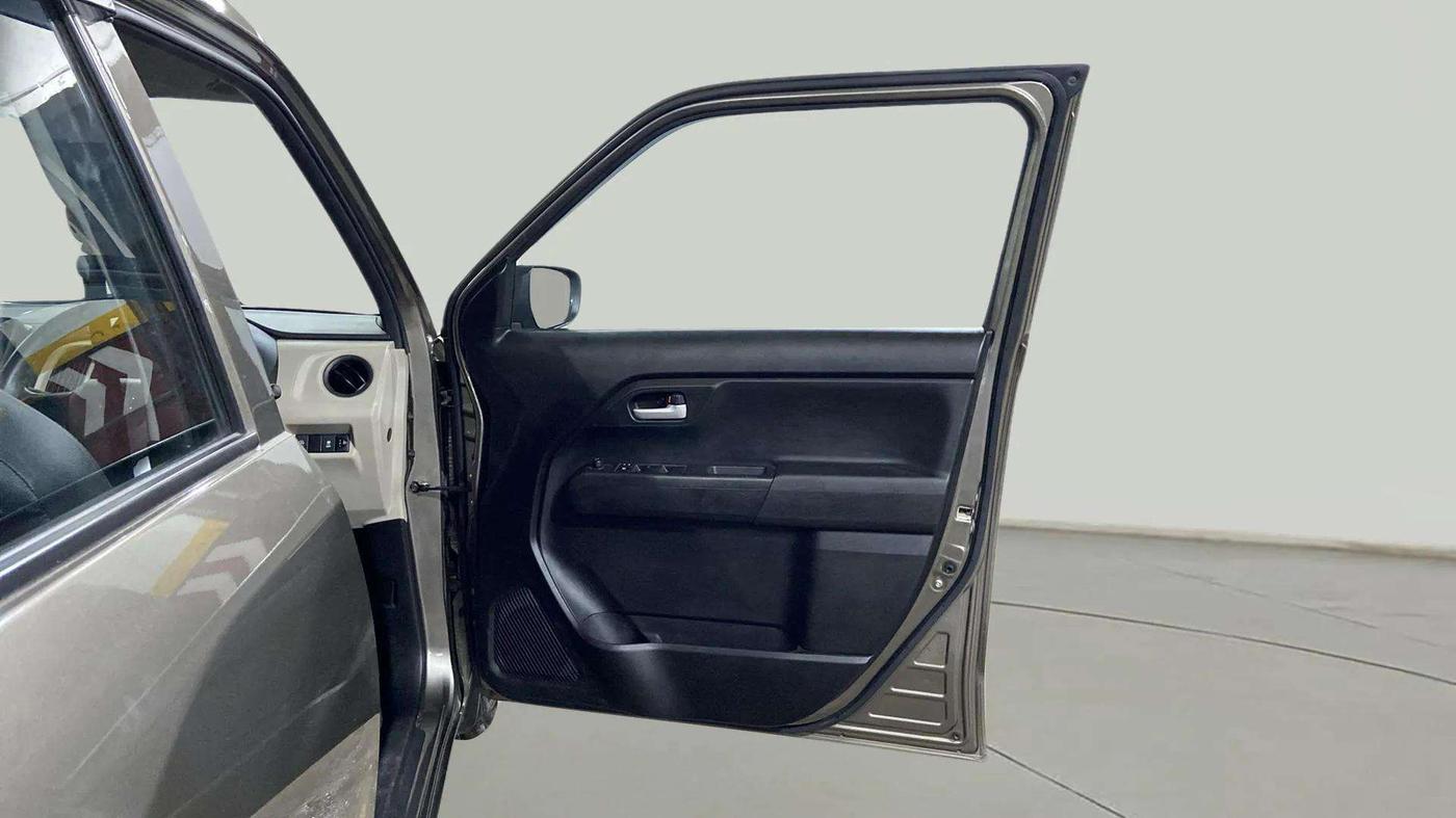 2024 Maruti New Wagon-R VXI 1.0, Petrol, Manual, 12,515 km, RHS Front Door