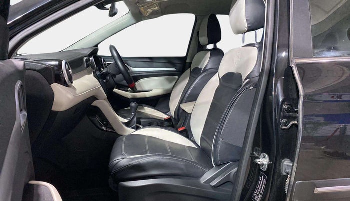 2022 MG ASTOR SUPER EX 1.5 MT, Petrol, Manual, 14,201 km, Right Side Front Door Cabin