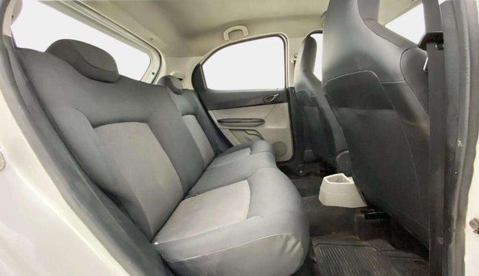 2017 Tata Tiago XT PETROL, CNG, Manual, 1,23,211 km, Right Side Rear Door Cabin