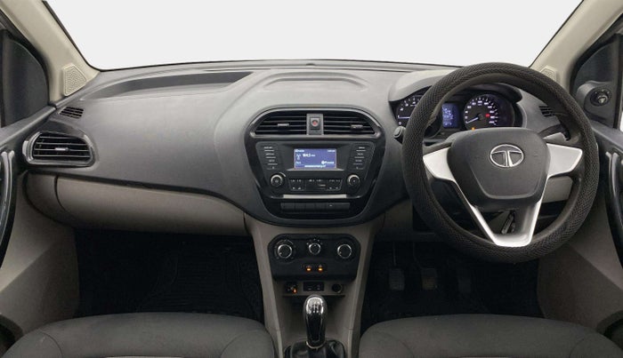 2017 Tata Tiago XT PETROL, CNG, Manual, 1,23,211 km, Dashboard