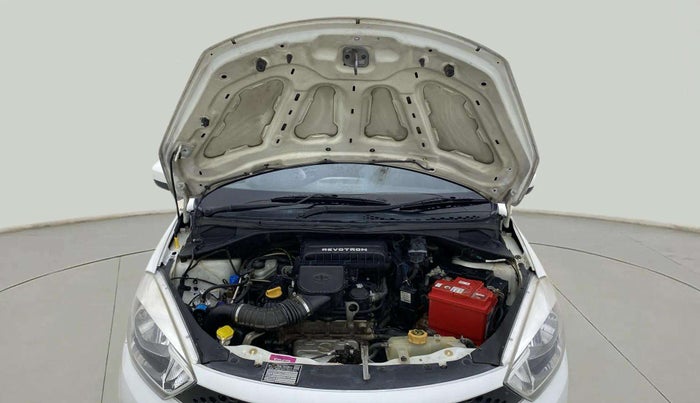 2017 Tata Tiago XT PETROL, CNG, Manual, 1,23,211 km, Open Bonet