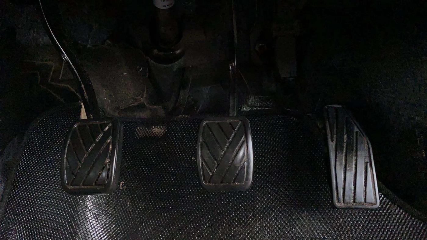 2018 Maruti Swift ZXI PLUS, Petrol, Manual, 69,295 km, Pedals