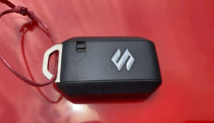 2018 Maruti Swift ZXI PLUS, Petrol, Manual, 69,295 km, Key Close Up