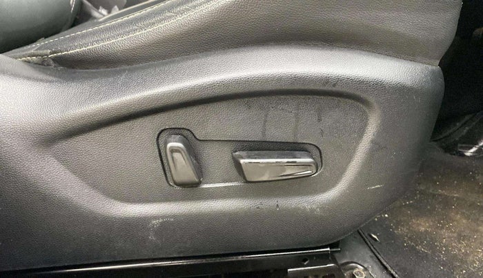 2018 Hyundai Creta SX (O) 1.6 PETROL, Petrol, Manual, 51,843 km, Driver Side Adjustment Panel
