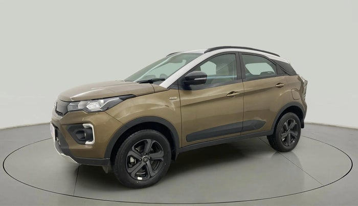 2022 Tata NEXON XZA PLUS (PREMIUM) DIESEL JET, Diesel, Automatic, 16,954 km, Left Front Diagonal
