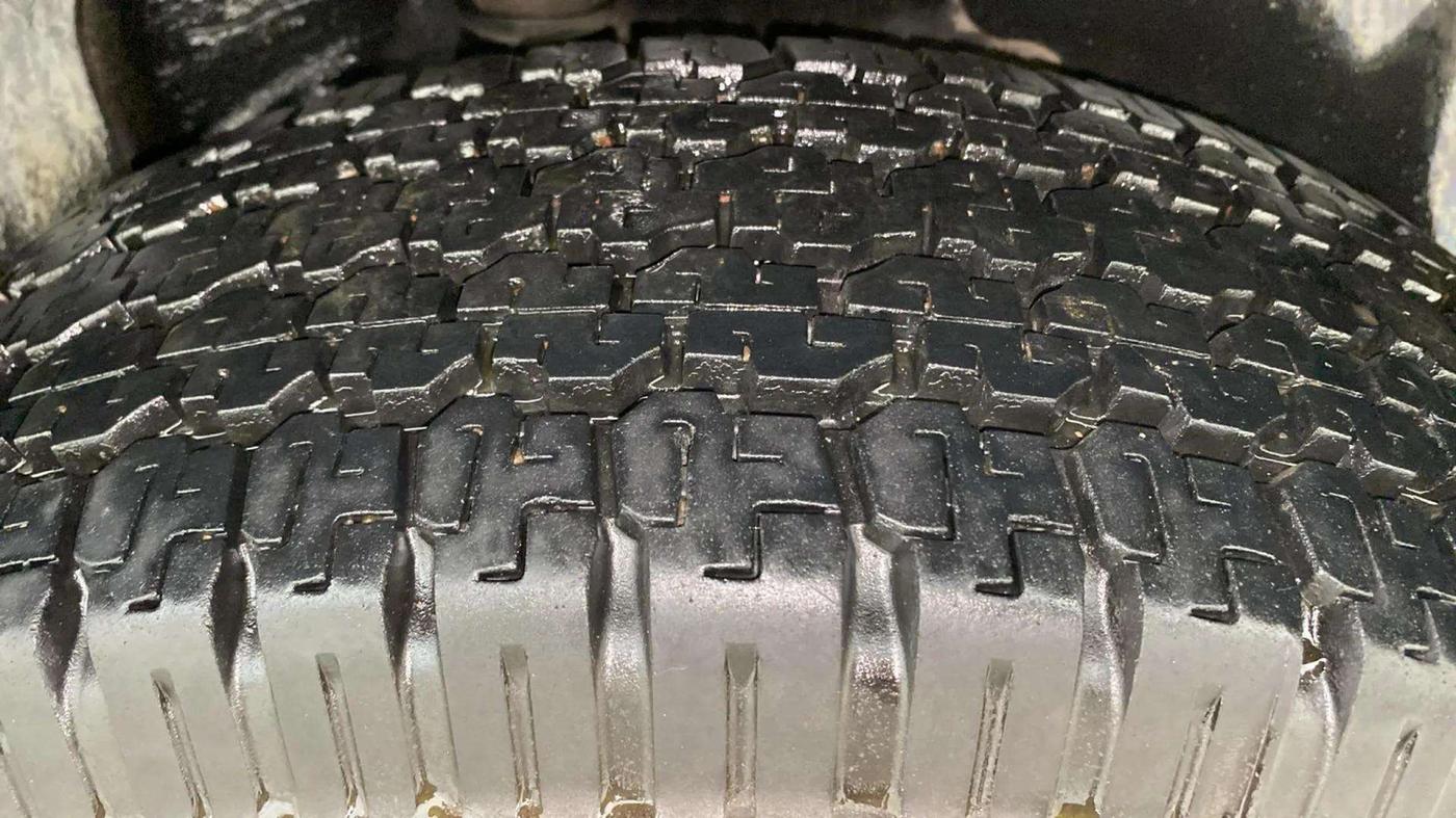 2020 Tata Harrier XE 2.0L KRYOTEC, Diesel, Manual, 76,245 km, Left Rear Tyre Tread